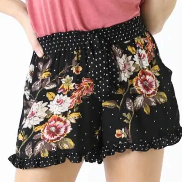 Floral multi color shorts - Picture 10 of 12